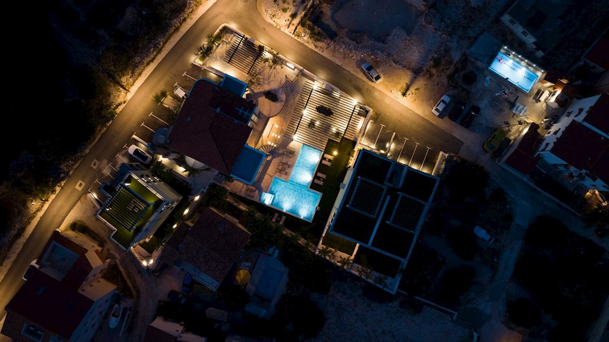 Dalmacija prodaja apartma 100 m od plaže!!