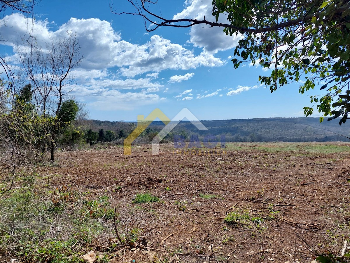 Gradbeno zemljišče Rebići - blizu morja 1284m2