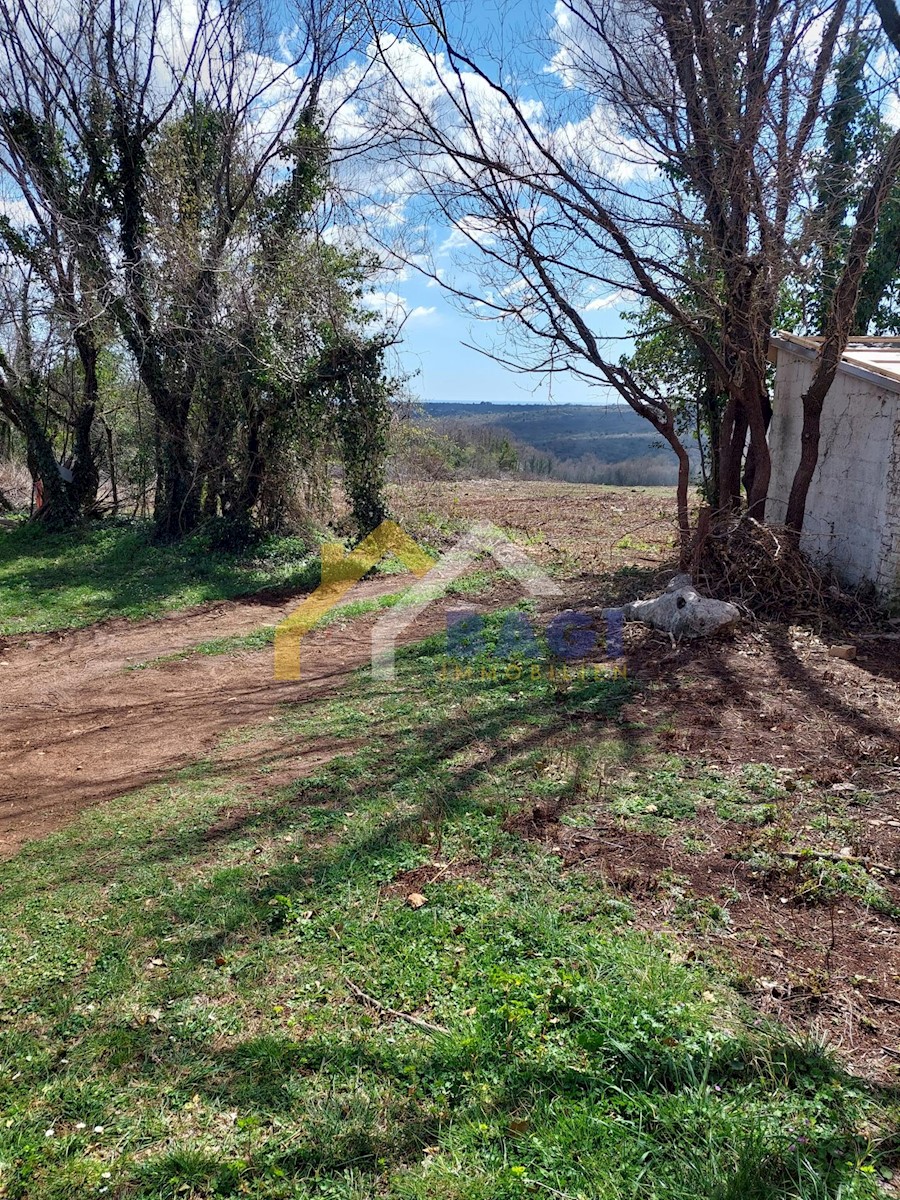 Gradbeno zemljišče Rebići - blizu morja 1284m2