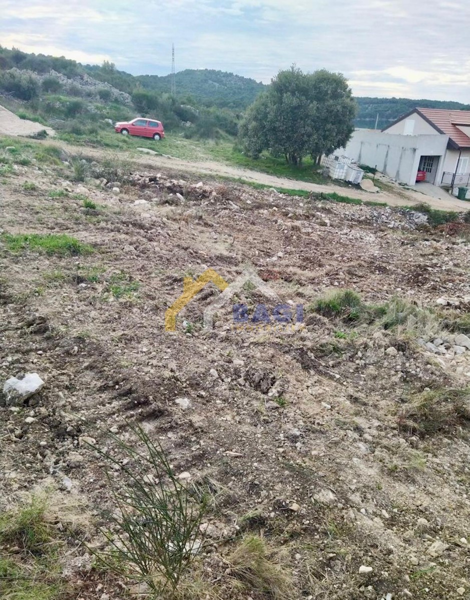 Gradbena zemljišča Jadrtovac, Šibenik - Okolica, 730m2