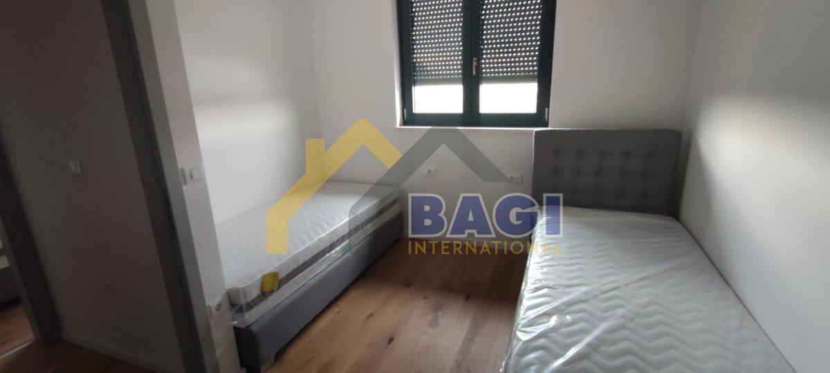 Pula-Penthouse 120m2-Novogradnja-2 parkirni mesti-opremljeno