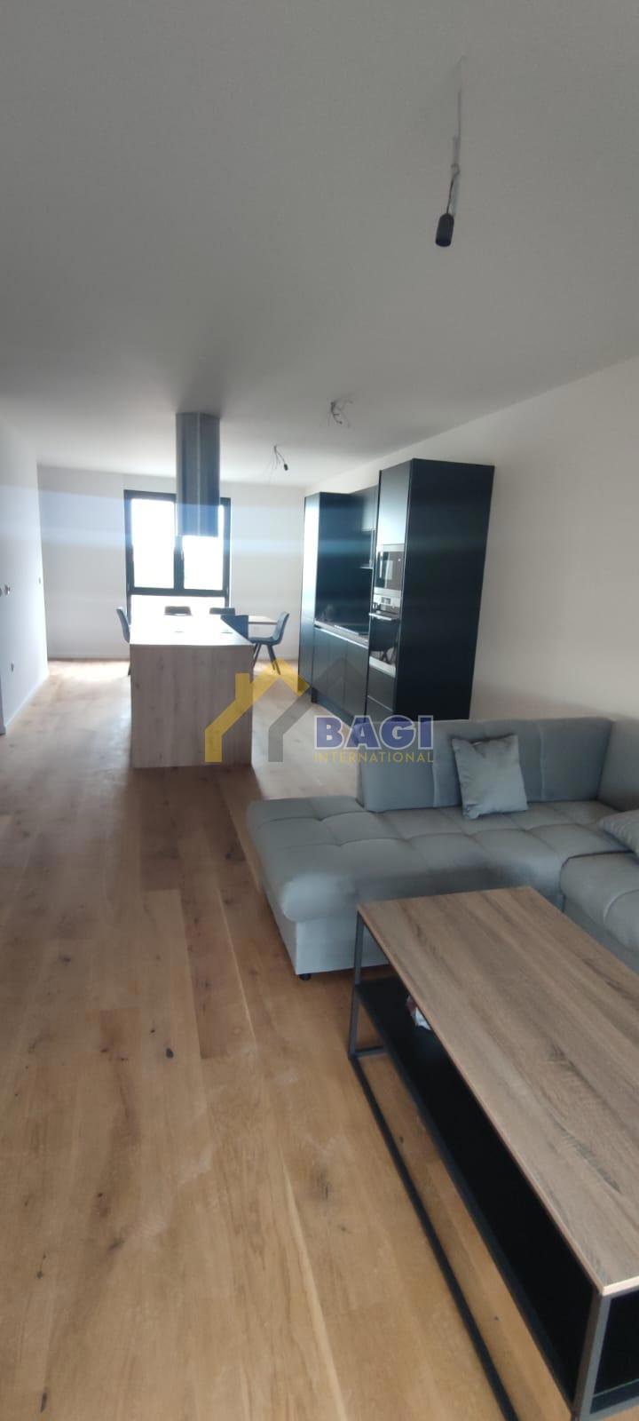 Pula-Penthouse 120m2-Novogradnja-2 parkirni mesti-opremljeno
