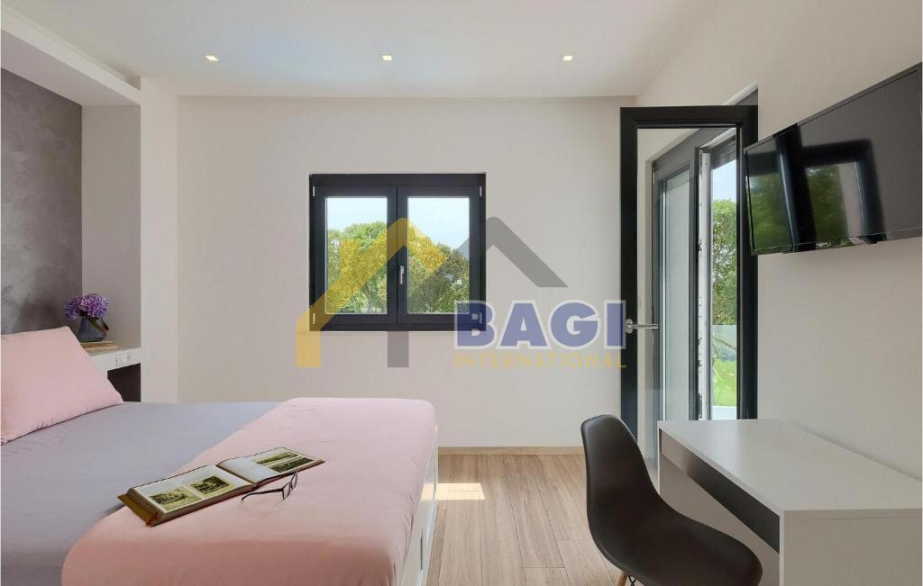 Čudovita vila z bazenom na griču – Barban