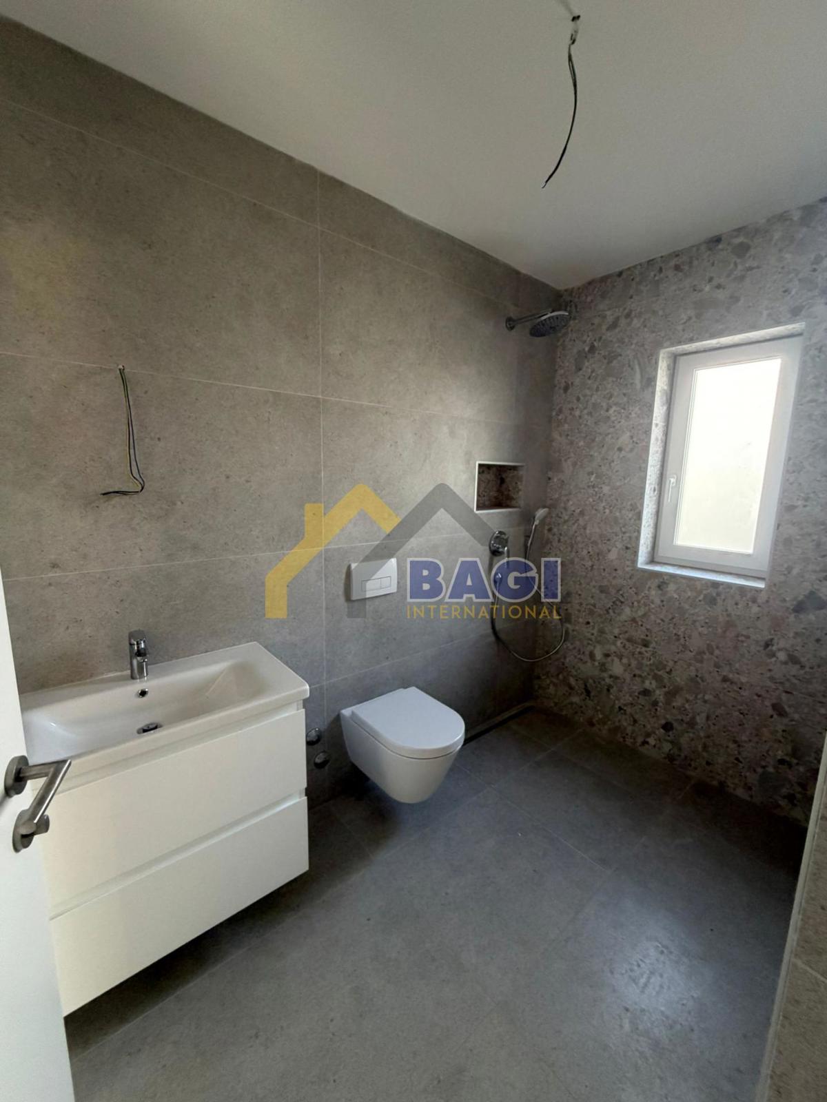 Luksuzno stanovanje, prva vrsta ob morju s privatno teraso – Medulin