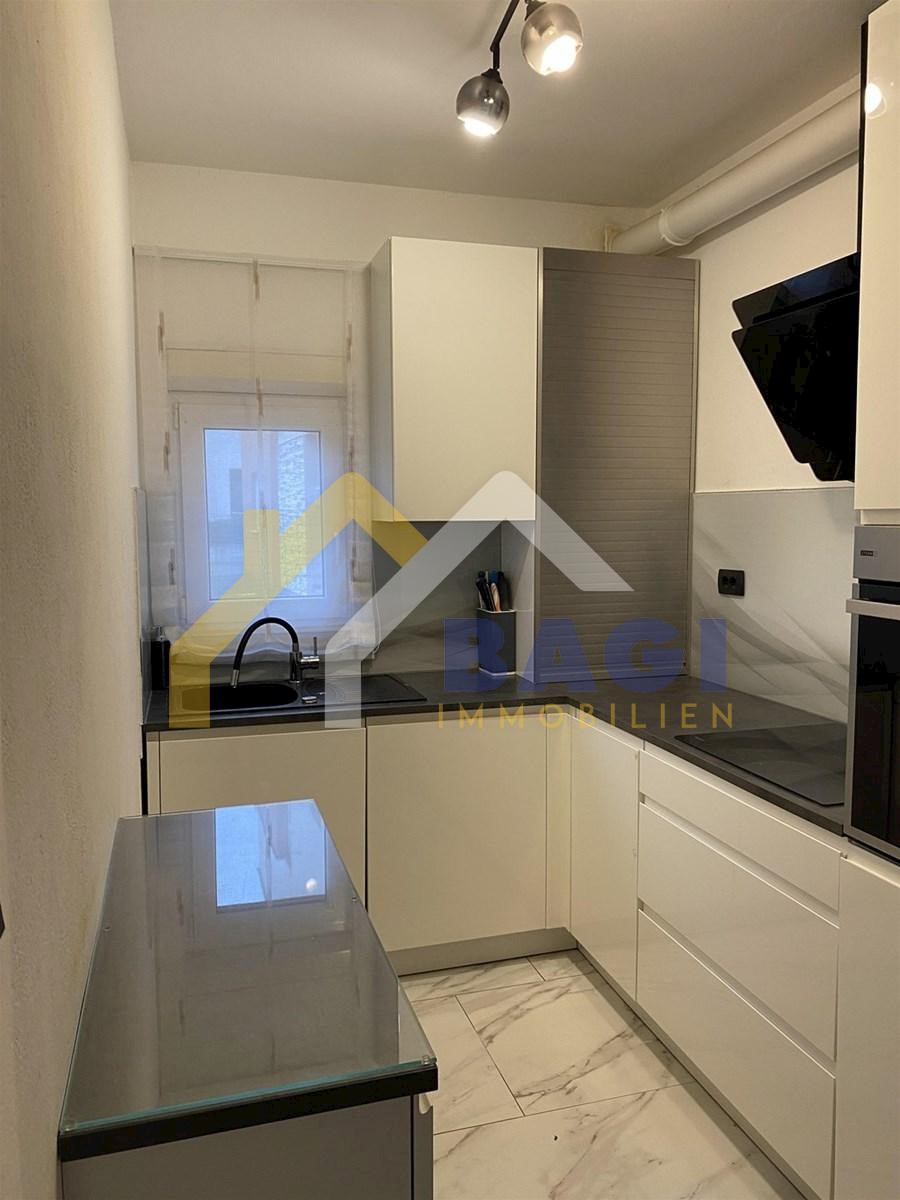 Apartmaj Plovanija, Zadar, 58m2