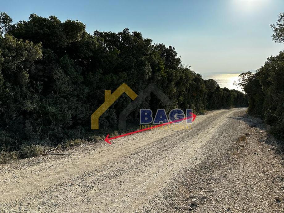 PERUŠKI – Kmetijsko zemljišče 400 m od morja