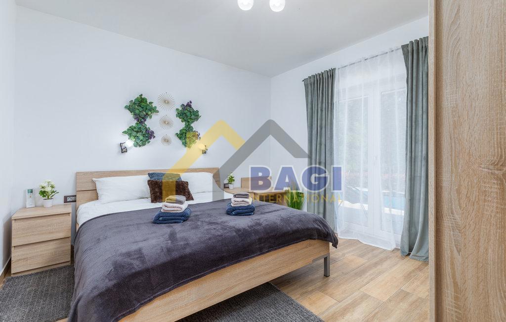 ISTRA - ŠTINJAN Čudovita hiša z bazenom in vrtom