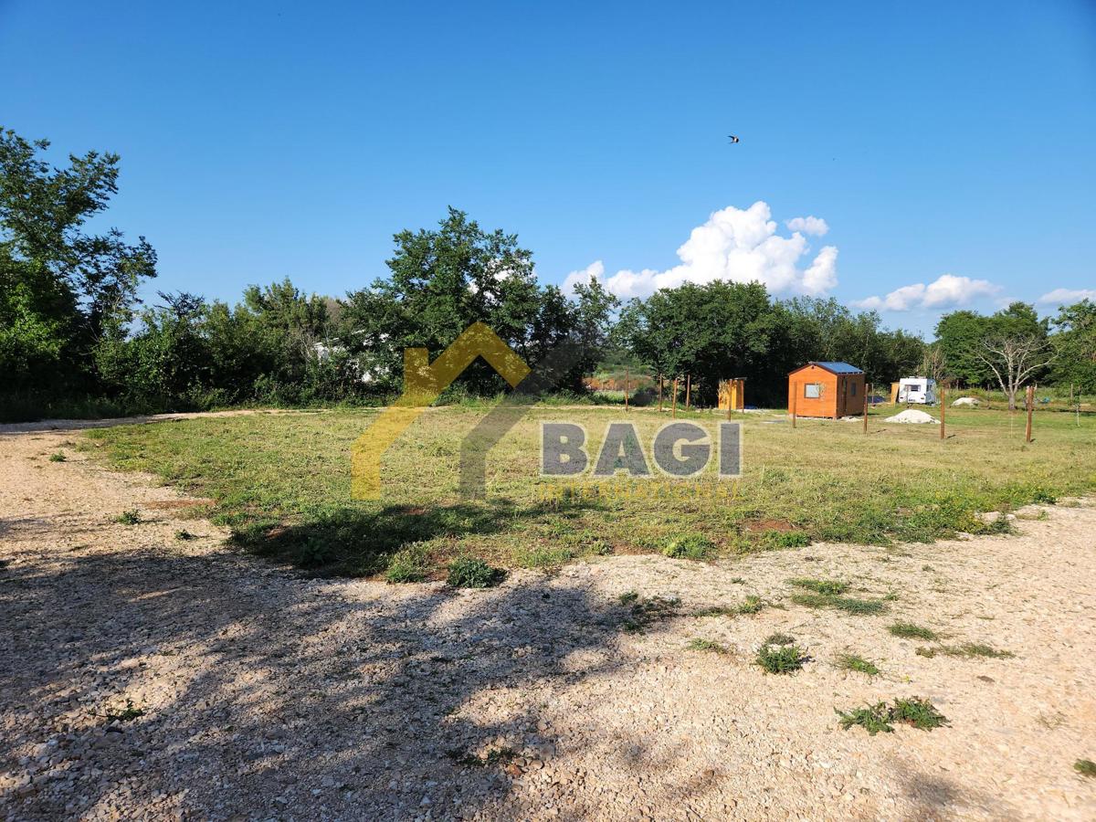 Kmetijsko zemljišče Rovinj, 562m2