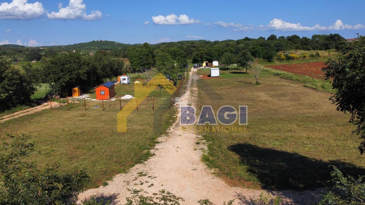 Kmetijsko zemljišče Rovinj, 562m2