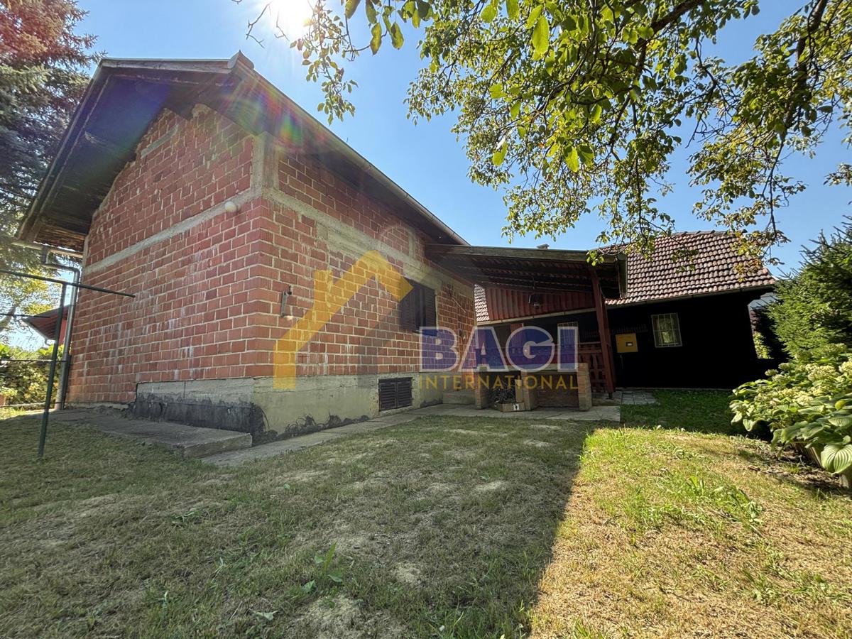 Hiša Police, Klanjec, 54m2