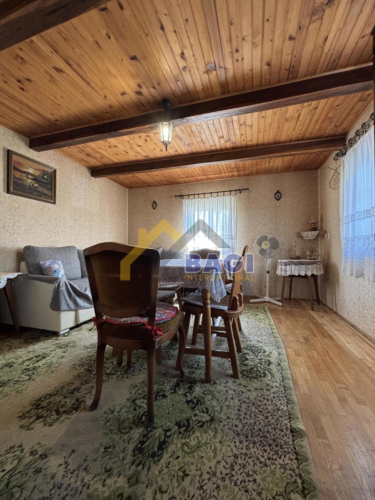 Hiša Police, Klanjec, 54m2