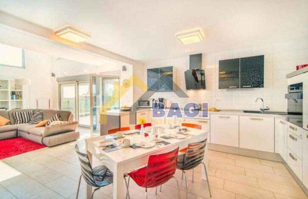 Hiša Vodnjan, 173m2