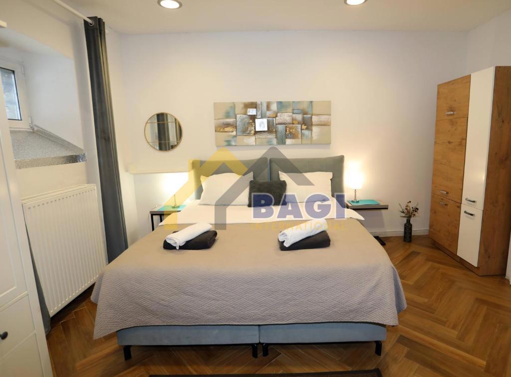 Prodaja Pula Center Dva garsonjera 43m2