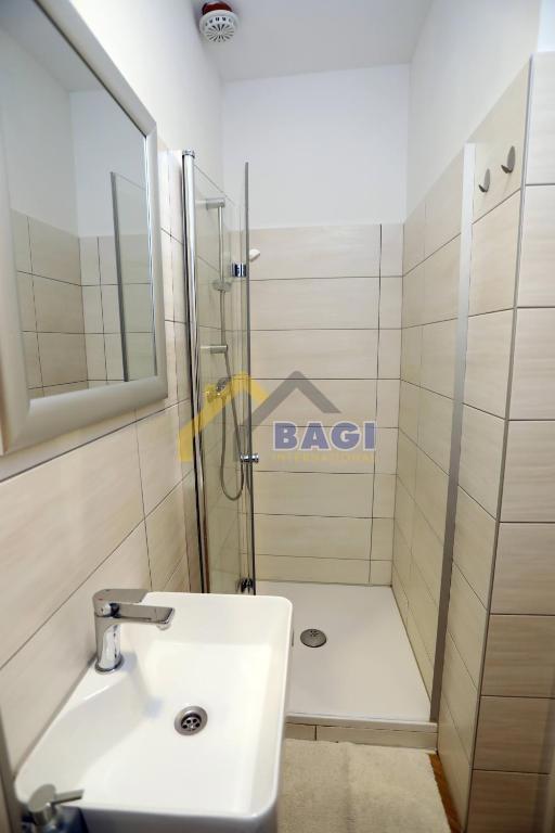 Prodaja Pula Center Dva garsonjera 43m2