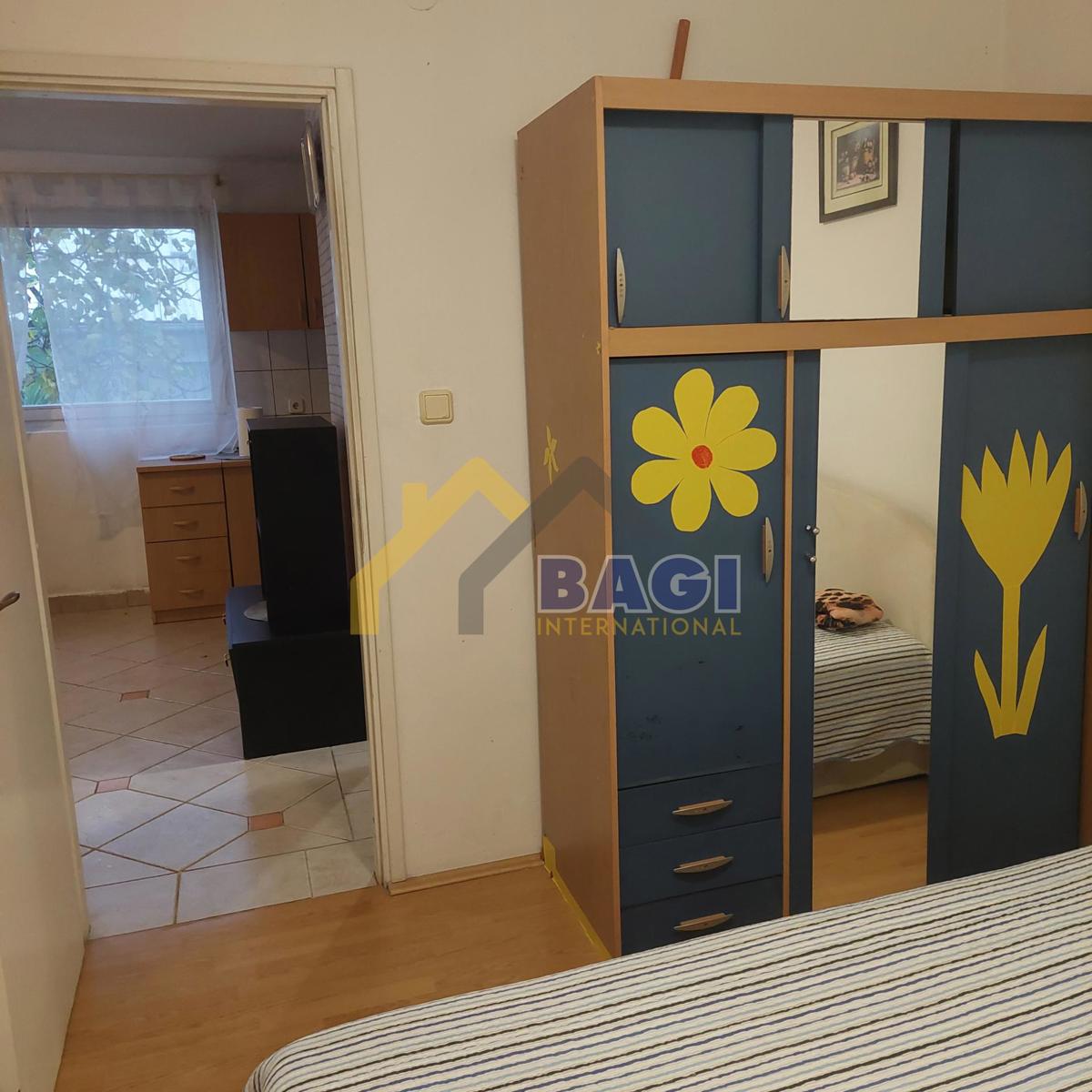 Prodaja - Kavran Očarljiva hiša v bližini morja