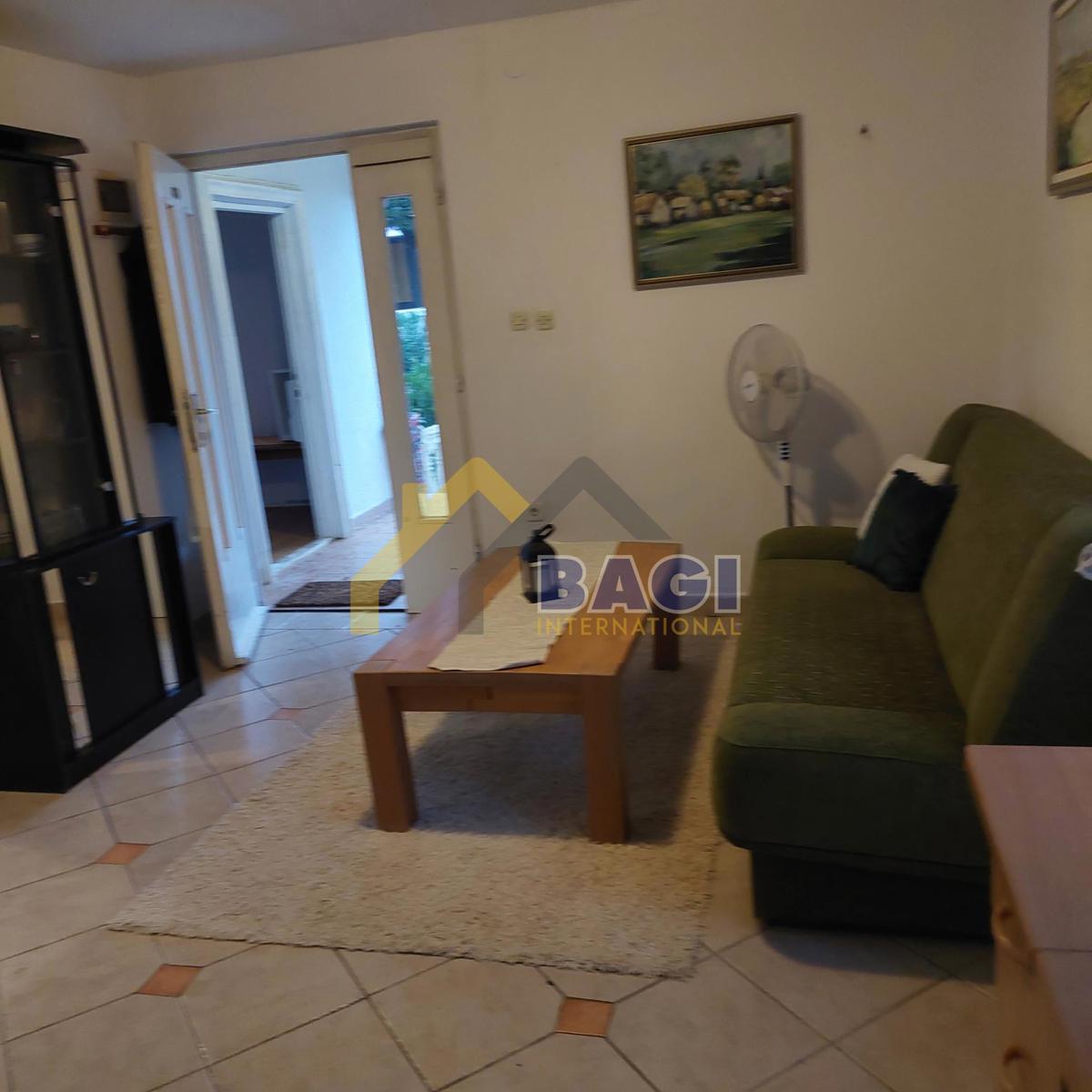 Prodaja - Kavran Očarljiva hiša v bližini morja