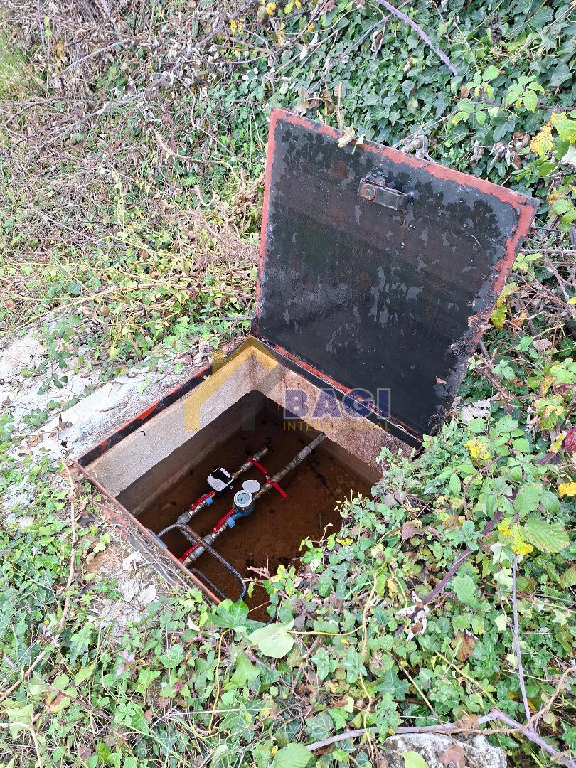 Zazidljivo zemljišče z zgrajenim nadtemeljem – Vižinada