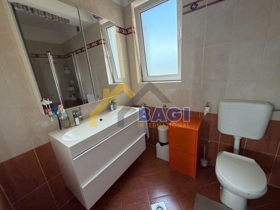 PRILOŽNOST – Dvosobno stanovanje Pula 89 m² + Parkirno mesto