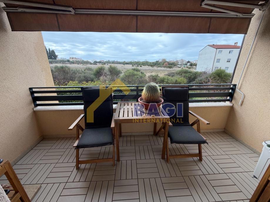 PRILOŽNOST – Dvosobno stanovanje Pula 89 m² + Parkirno mesto