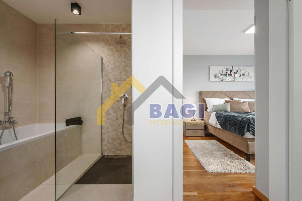 Ekskluzivna vila z bazenom, wellnessom in jacuzzijem – Poreč