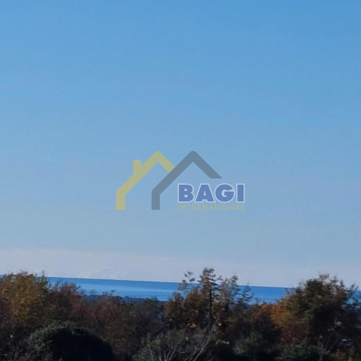 VRHUNSKA LOKACIJA - Gradbena parcela s pogledom na morje!!!