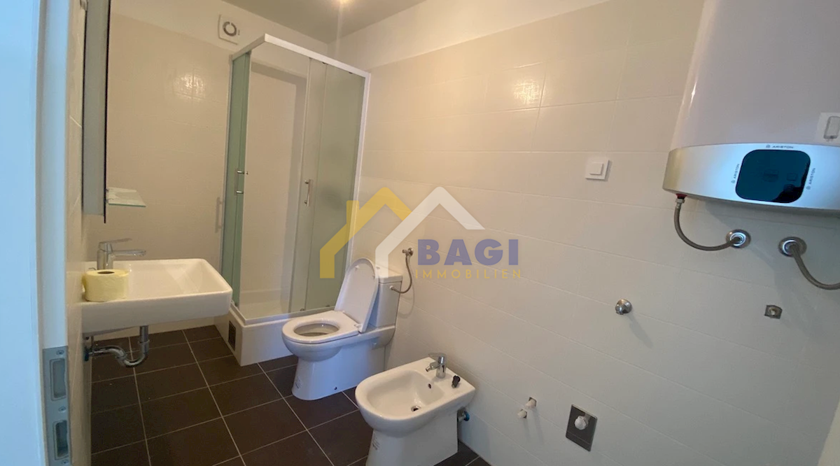 Apartmaj Ljubač, Ražanac, 87,79m2