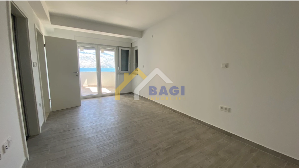 Apartmaj Ljubač, Ražanac, 87,79m2