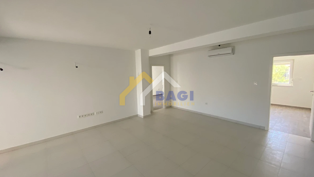 Apartmaj Ljubač, Ražanac, 87,79m2