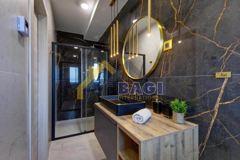 Prodamo-Istra-Luksuzna Vila-Loborika-Marčana