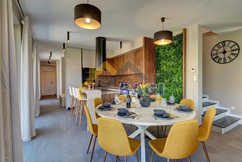 Prodamo-Istra-Luksuzna Vila-Loborika-Marčana