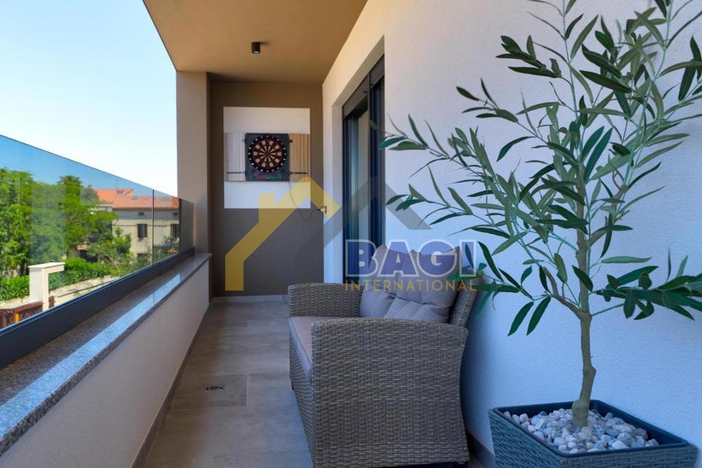 Prodamo-Istra-Luksuzna Vila-Loborika-Marčana