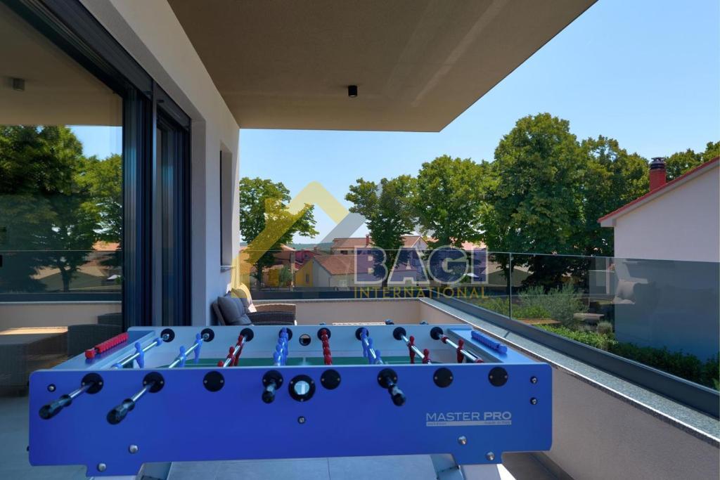 Prodamo-Istra-Luksuzna Vila-Loborika-Marčana