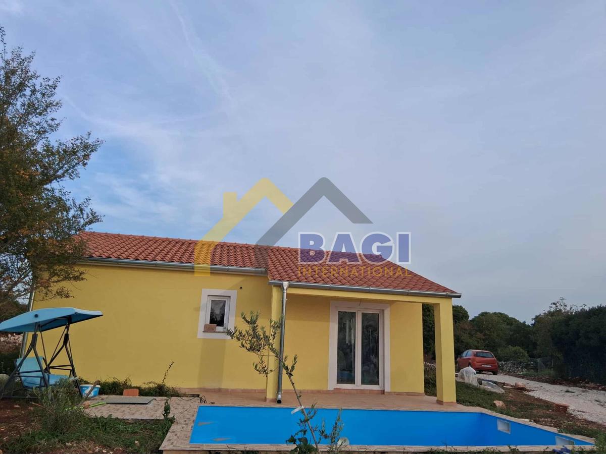 PRODAJA ISTRA PRITLIČNA HIŠA Z BAZENOM, NOVOZGRAJENA