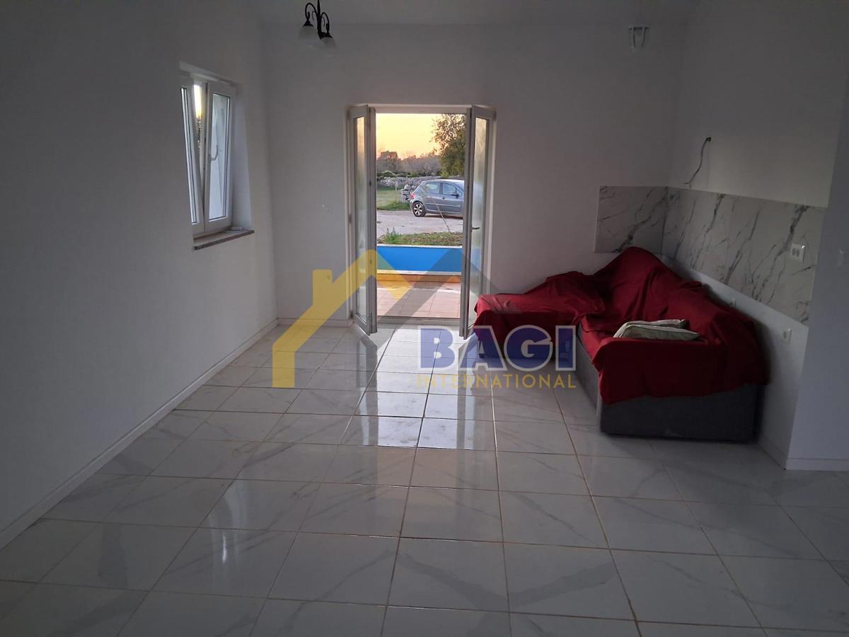 PRODAJA ISTRA PRITLIČNA HIŠA Z BAZENOM, NOVOZGRAJENA