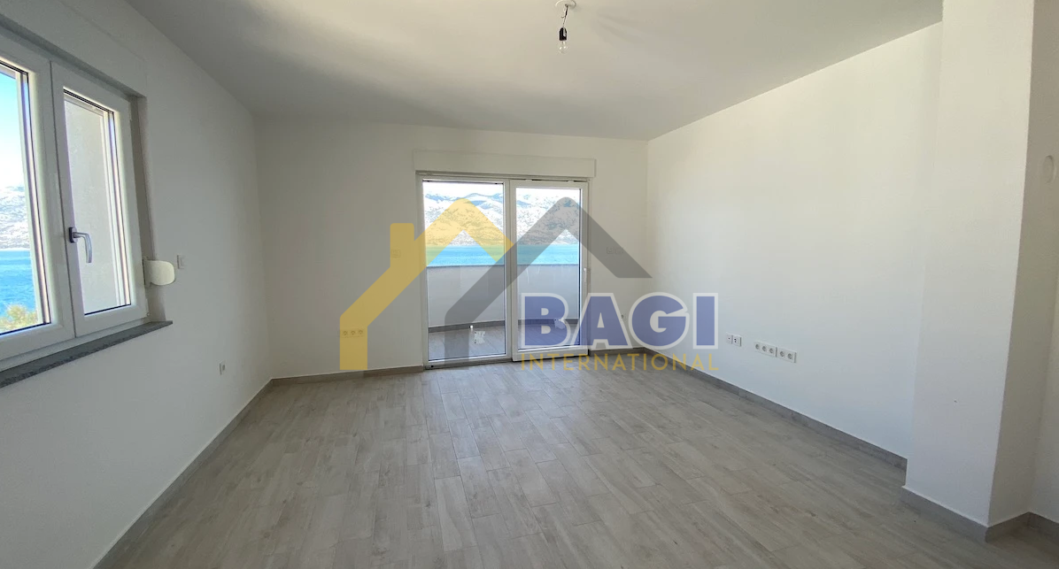 Apartmaj Ljubač, Ražanac, 91,74m2