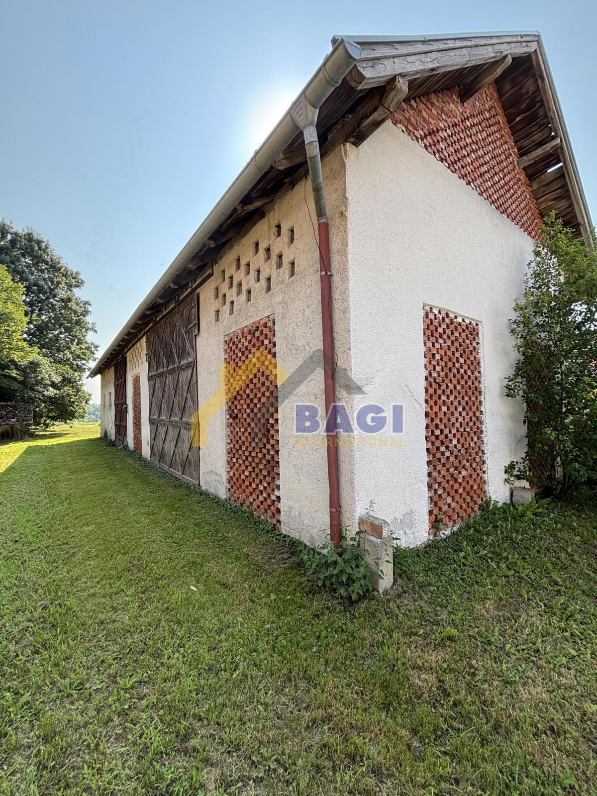 Hiša Bratina, Pisarovina, 570m2