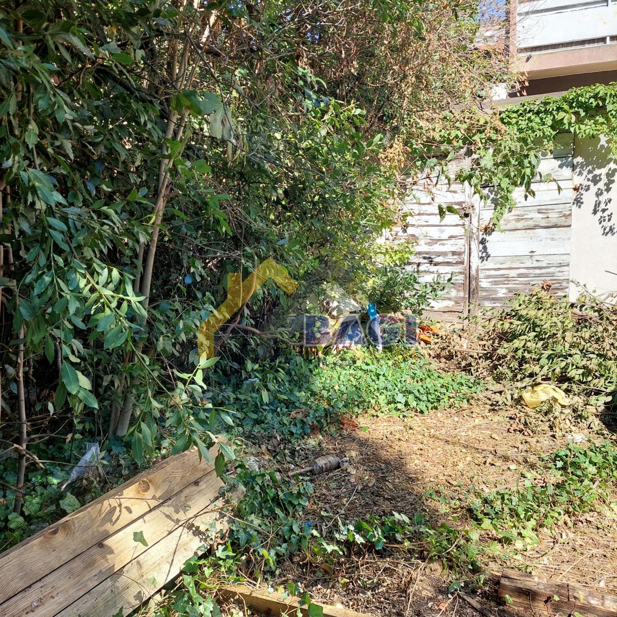 Pula-Zentrum-Grundstück für Mehrfamilienhaus 511m2