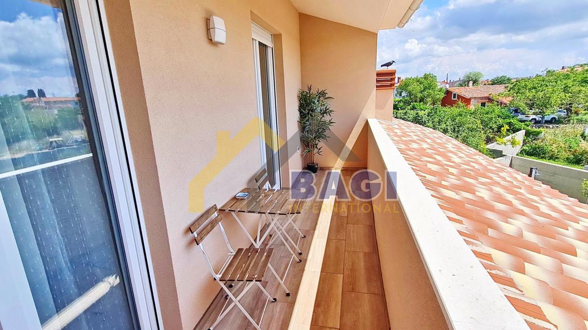 ISTRA – PULA Hiša z bazenom in vrtom