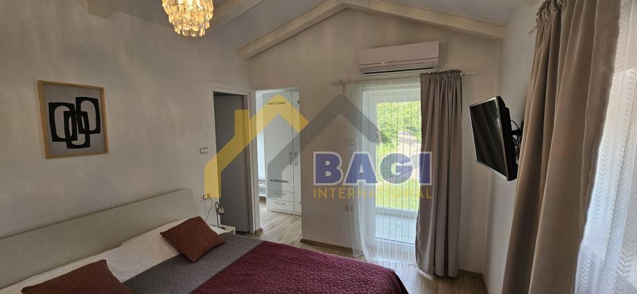 Hiša z bazenom – Sveti Petar v Šumi