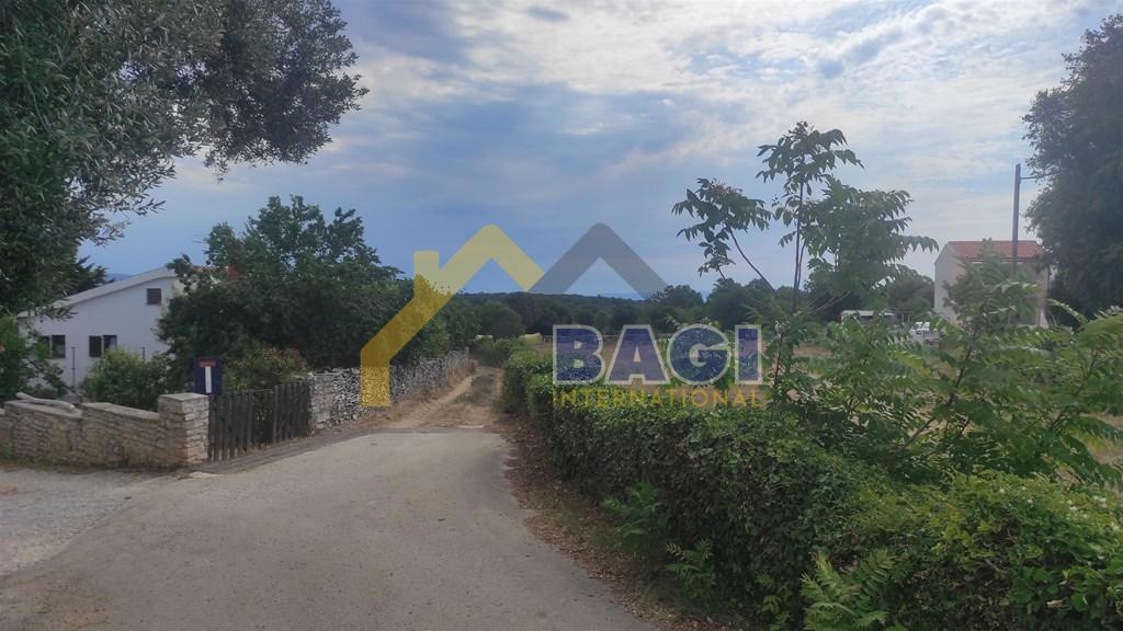 VRHUNSKA gradbena parcela 1410m2 s pogledom na morje