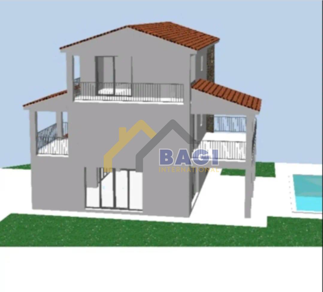 Stara istrska kamnita hiša na parceli velikosti 493 m2