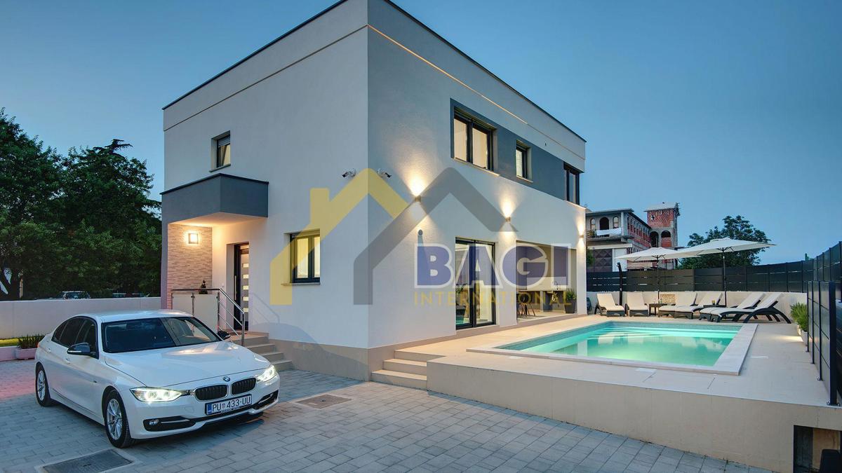 Luksuzna novogradnja z bazenom! Le 10 minut od Pulja