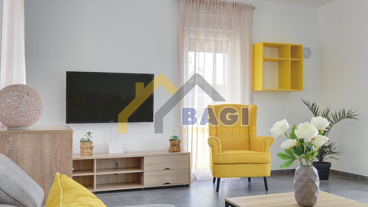 Luksuzna novogradnja z bazenom! Le 10 minut od Pulja