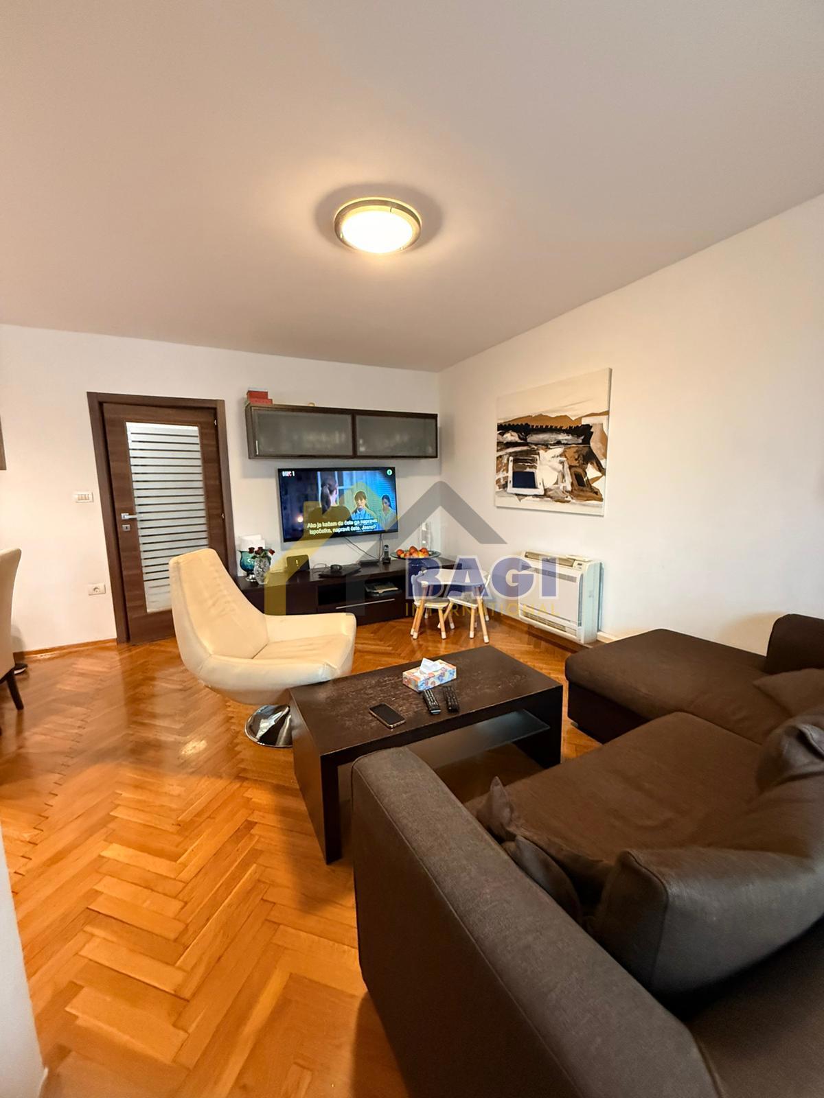 FAŽANA Dvoetažno Stanovanje – 400 m od Morja