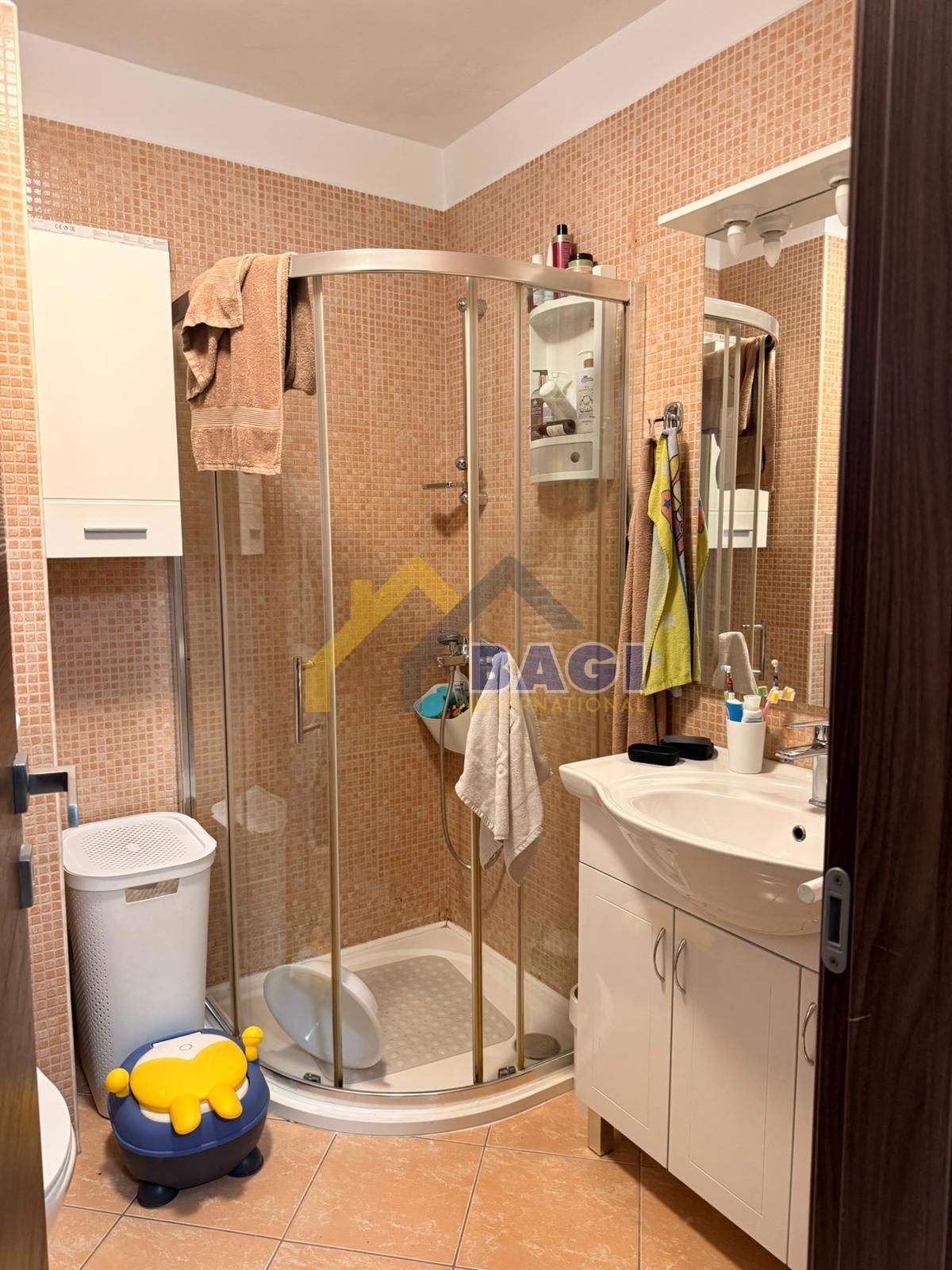 FAŽANA Dvoetažno Stanovanje – 400 m od Morja