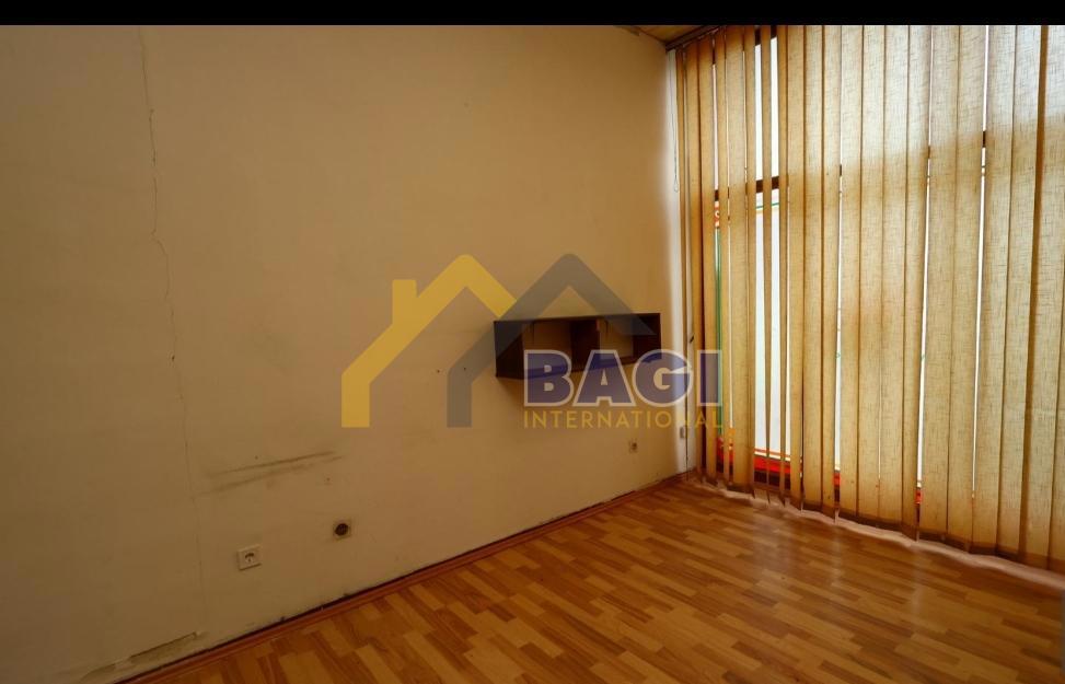 VRHUNSKA LOKACIJA PULA VERUDA POSLOVNI PROSTOR 87m2