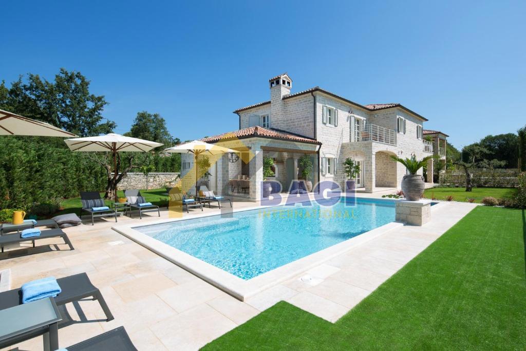 kskluzivna istrska vila v bližini Kanfanarja