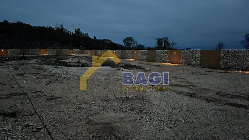 Bale-Golaš - 1550m2 - pripravljeno za gradnjo!