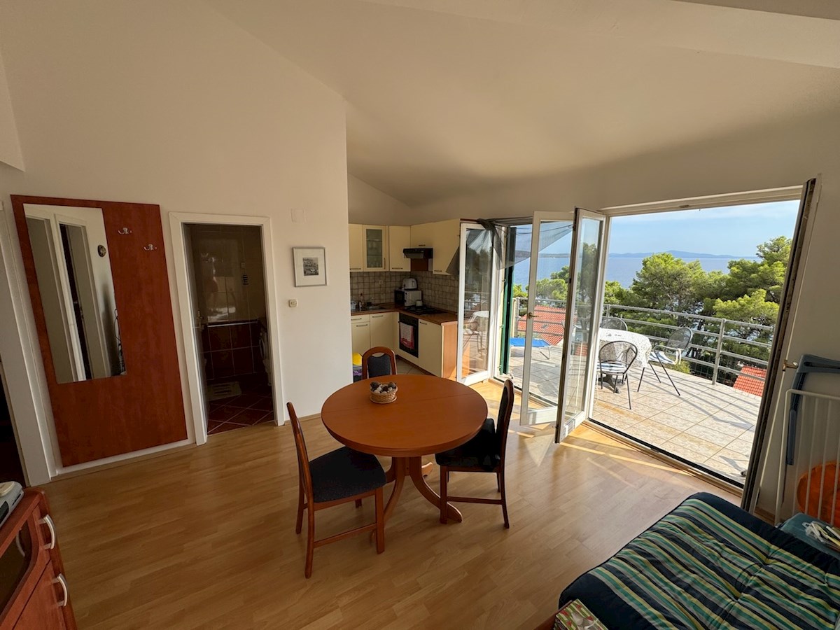 Šarmanten apartma s pogledom na morje na južni strani otoka Hvara, Ivan Dolac, O.Hvar