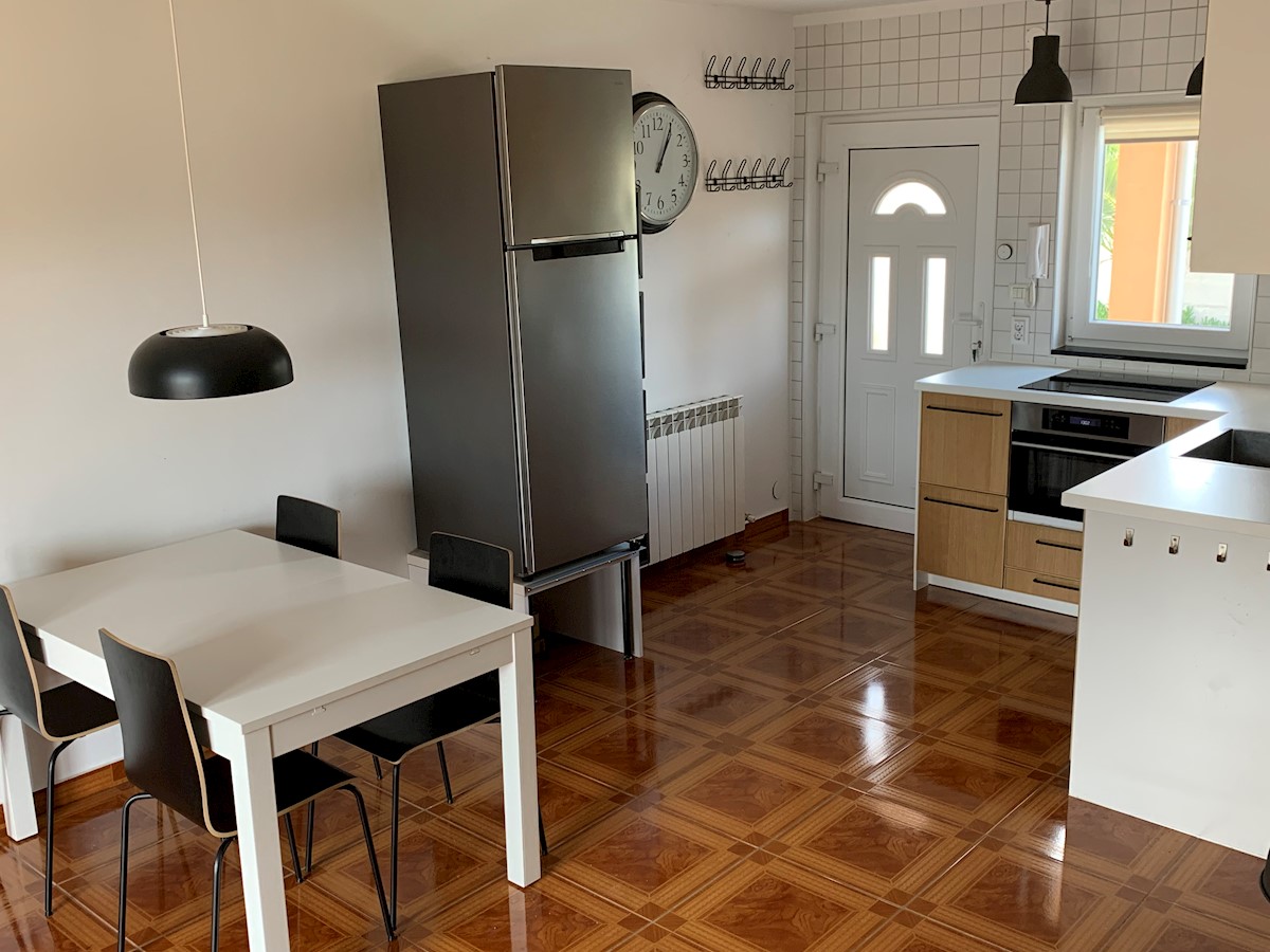 Stanovanje - Ližnjan